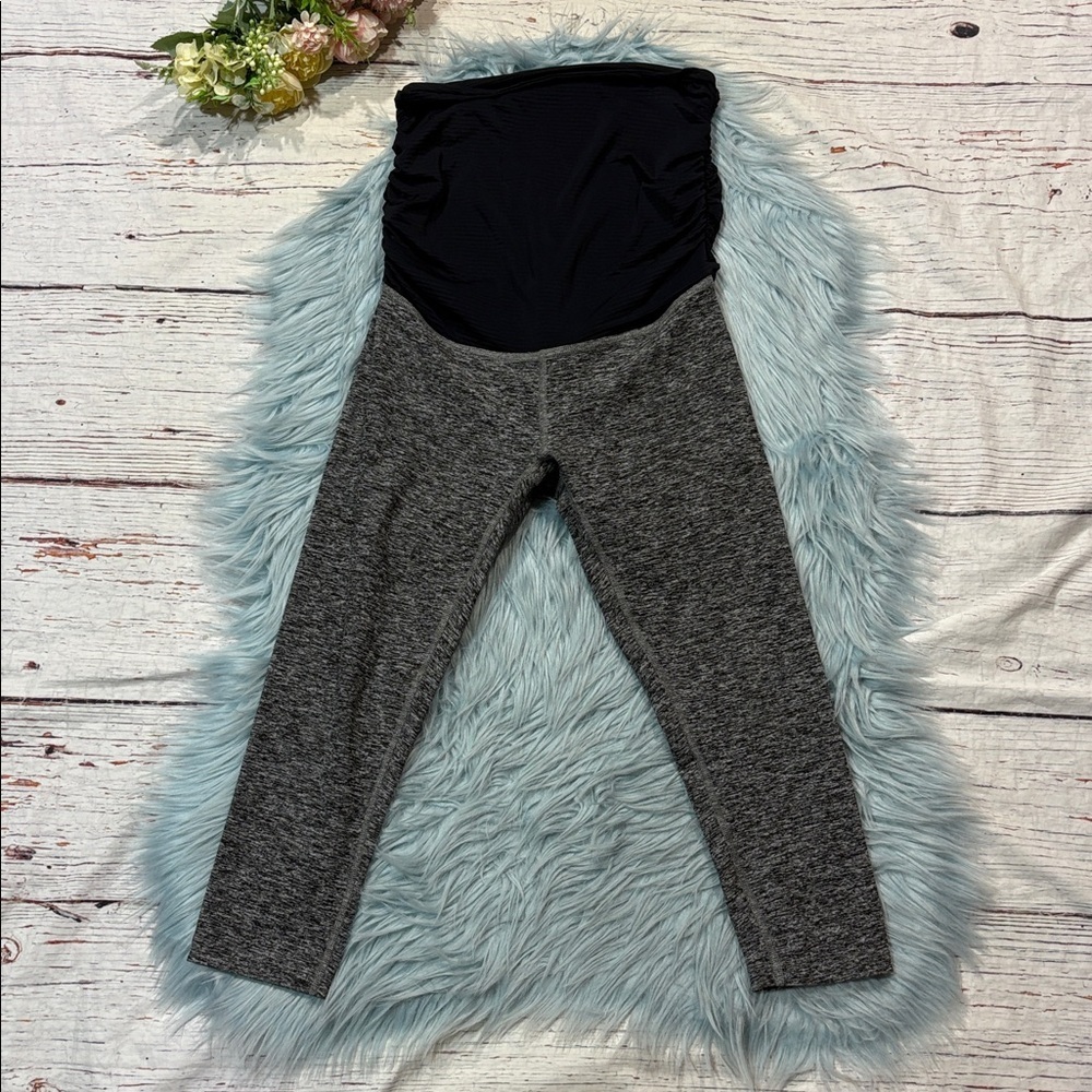 Beyond Yoga Bump Maternity Gray Spacedye Midi Leggings